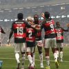 Com facilidade, Flamengo goleia Atlético-MG e segue na vice-liderança