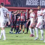 Flamengo falha em todos os setores, é eliminado
