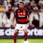 Escalação do Flamengo: Jorginho e Evertton Araújo devem ser titulares contra o Vitória