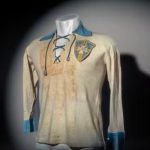 Camisa mais antiga da Seleção resiste há mais de 100 anos e foi de ídolo de Palmeiras e Corinthians