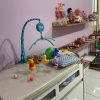 Acolhimento que fica: crianças recebem brinquedos após atendimento na Sala Lilás, em Amambai