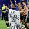 “Argentina pode tudo”: web ironiza possível punição por faixa sobre as Malvinas