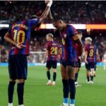 Raphinha faz dois, e Barcelona goleia o Rayo com Gabriel Jesus de olho