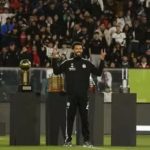 Imprensa internacional se impressiona com apresentação de Vozinha no Chile: “Surreal”