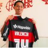 Flamengo anuncia a contratação de Anthony Valencia, que usará número que era de Arrascaeta