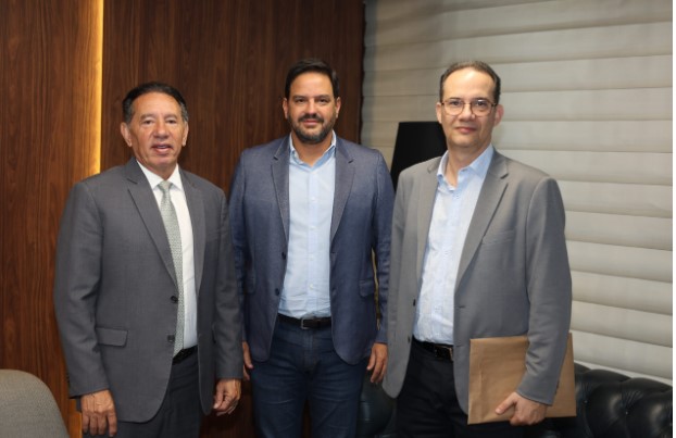 TBT ¨Gerson Claro recebe diretoria da CCR MSvia/ Motiva e convoca reunião com comissão da BR-163¨