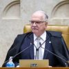 Fachin precisa propor algum tipo de punição para Moraes e Mendonça, dizem interlocutores do presidente do STF