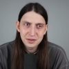 Felca volta ao YouTube um ano após vídeo sobre adultização e fala sobre bullying e fobia social