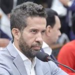 Após impasse judicial, campanha registra canal de WhatsApp ‘Exército do Lula’ no TSE